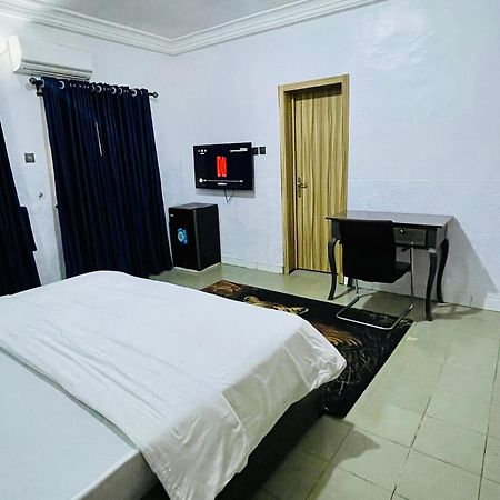 Weena Hotel & Resort Lagos Exterior photo